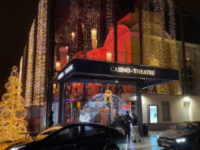 STUDIO TOUT EQUIPE 50 M DE LA GARE D'ENGHIEN LES BAINs 15 MN DE PARIS CENTRE